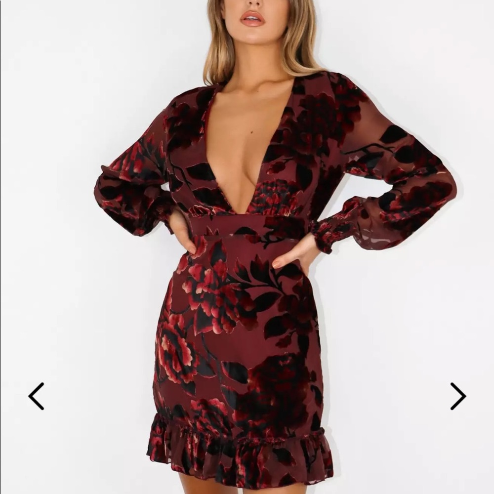 Black and red low cut dress sz 10